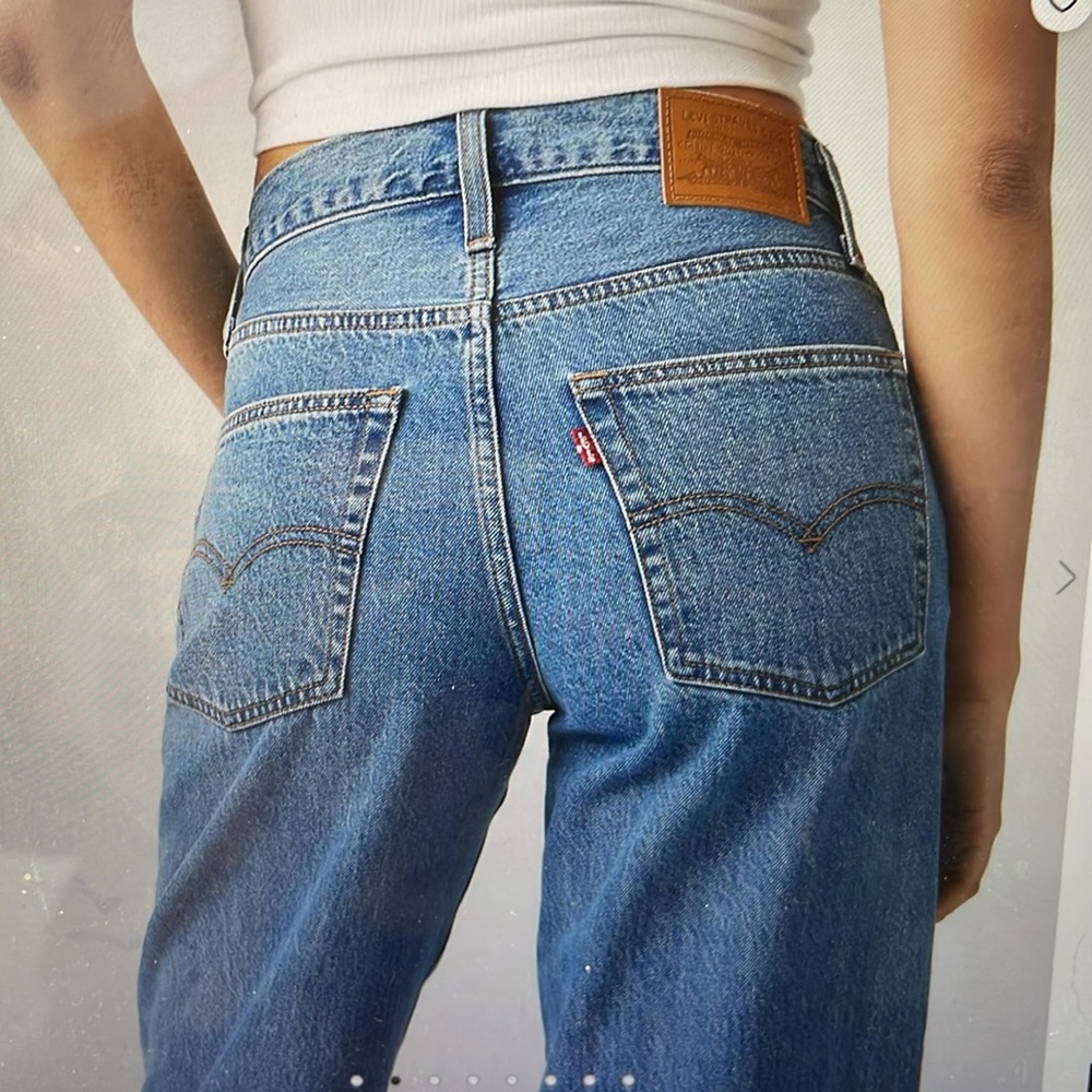 Women’s Levi’s baggy dad 26 waist - Picture 6 of 6
